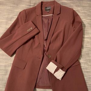 Wine color suit jacket